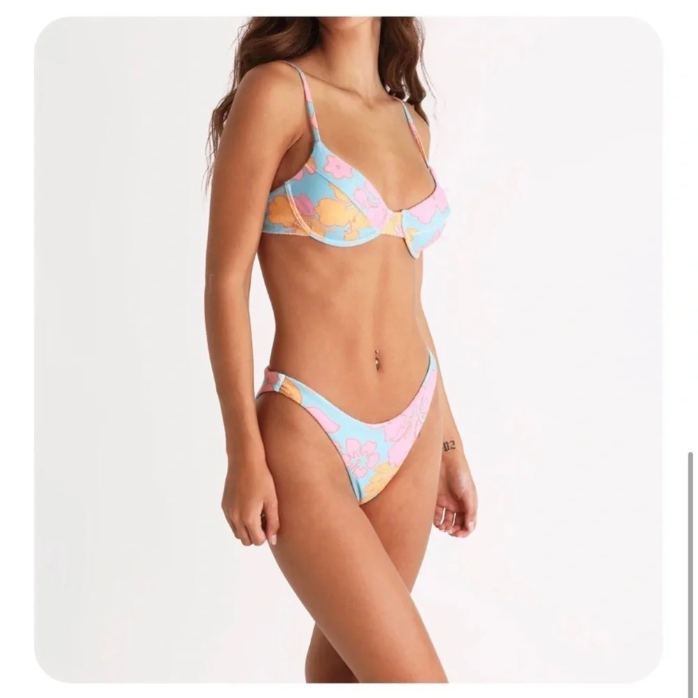 NWT Aurelle Kiva Bikini Set Size L Bottoms Size XL Top